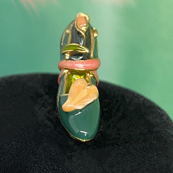 Kenneth J Lane Enamel Calla Lily Shoe Charm - Picture 7 of 8